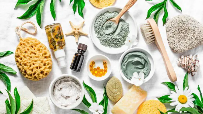 Natural Handmade Cosmetic Skincare Manufacturers in the UK use only plant extract and essential oils as their natural ingredients